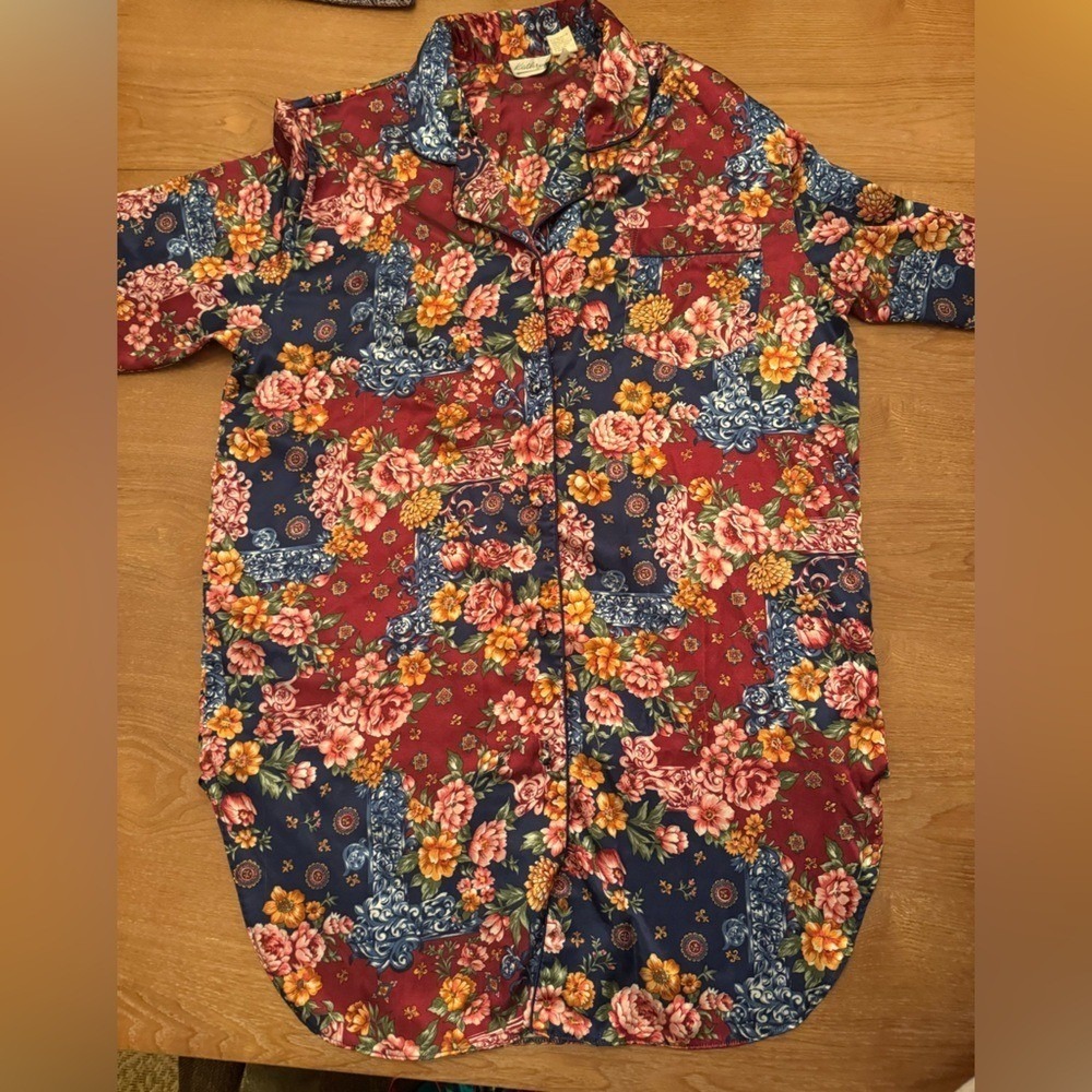 Vintage Kathryn Floral Patchwork Button Down Pajama Top -‎ Size Large